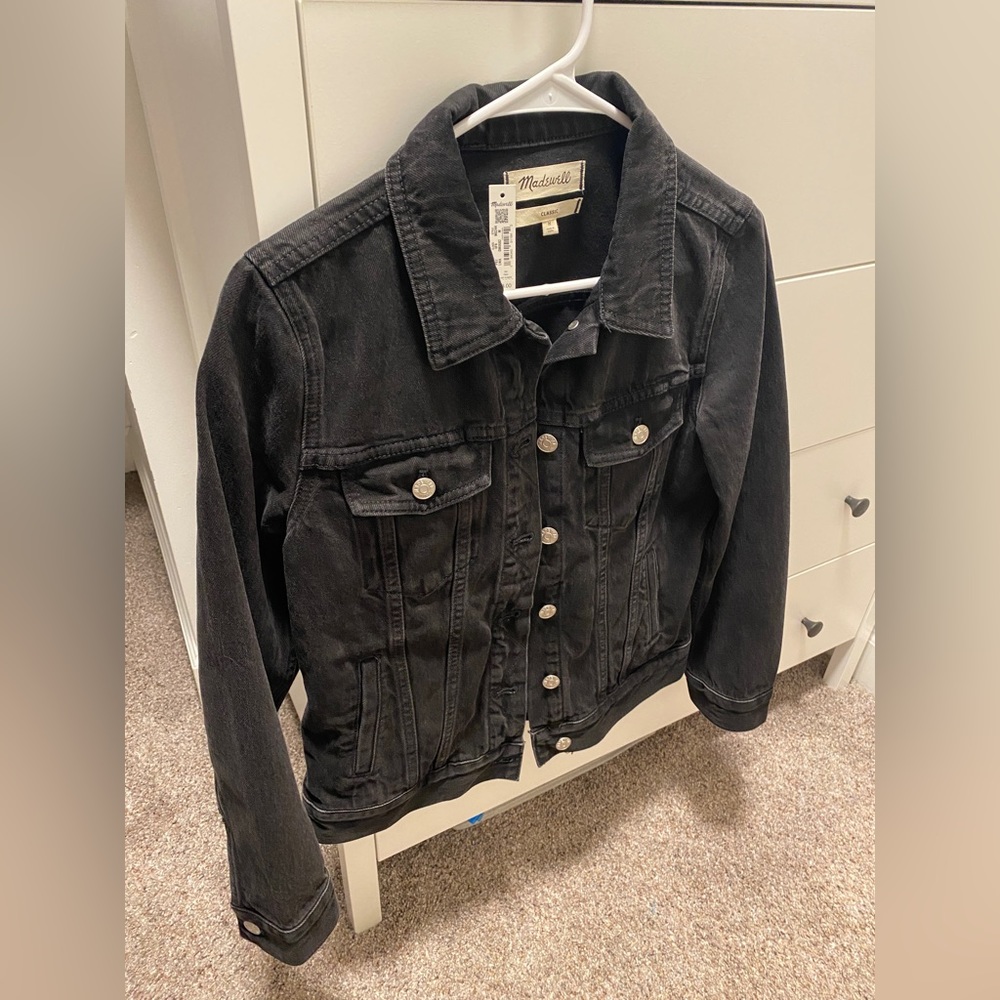 Madewell The Jean Jacket in Lunar Wash - M